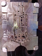 精密壓鑄模慢走絲加工